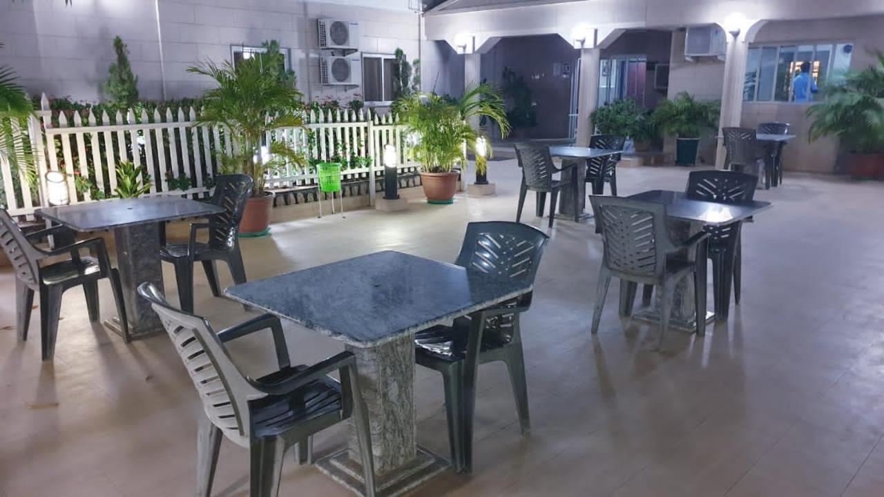Prince Hotel Kano Eksteriør bilde